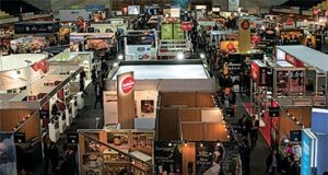 Angolanos procuram negócios em feira