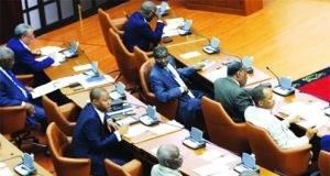Assembleia reúne hoje em plenária para votação