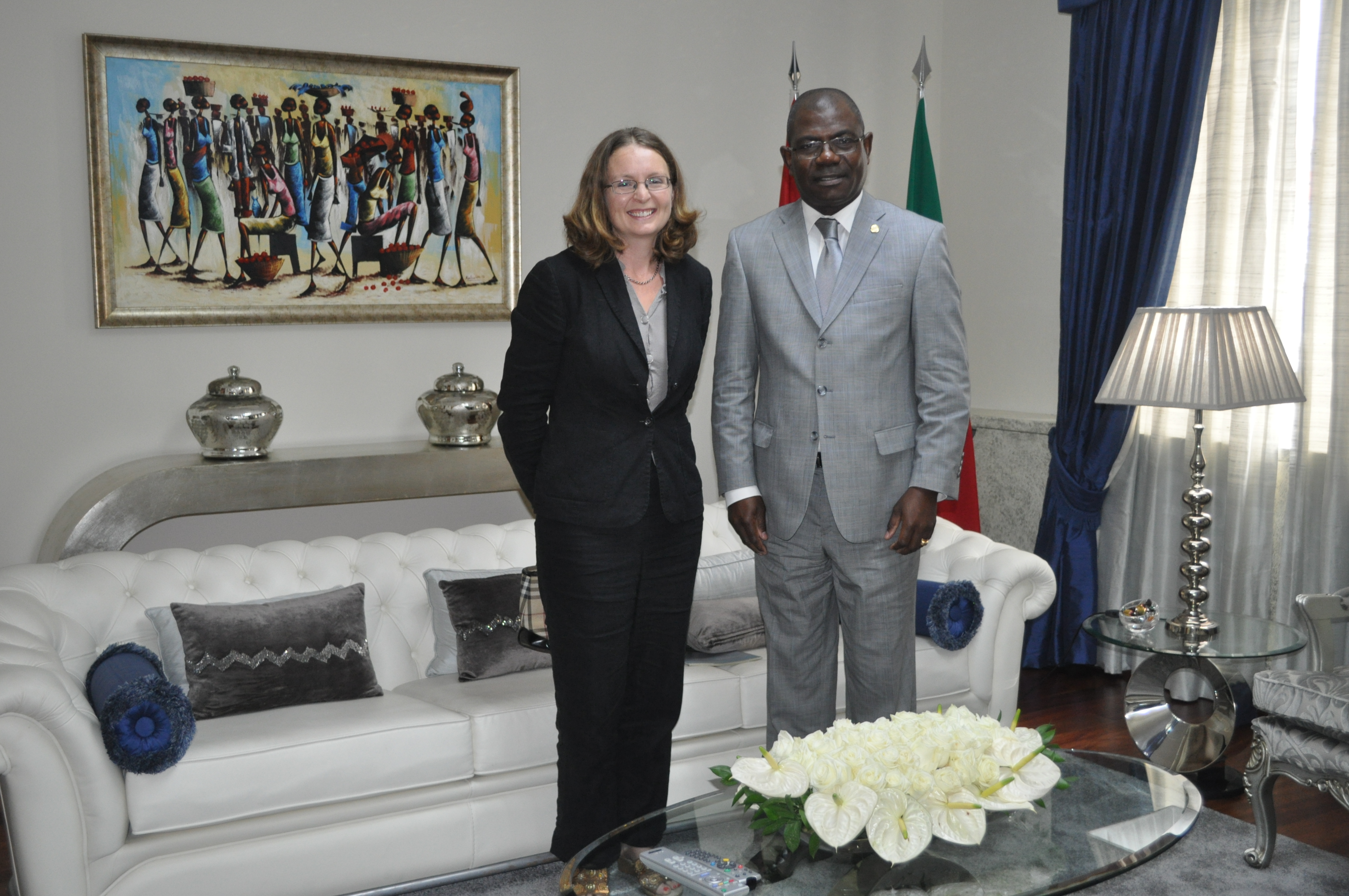 Embaixada Da República De Angola Em Portugal Embaixador De Angola 