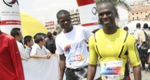 Fundistas correm em Luanda
