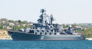 Navios russos escalam Luanda