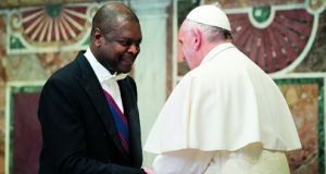 Decano na Santa Sé é angolano