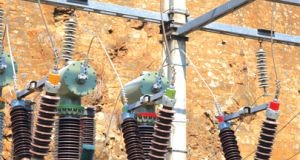 Sector eléctrico compra divisas