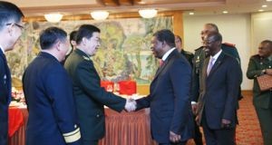 João Lourenço e homólogo chinês avaliaram a cooperação na Defesa