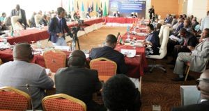 Angola e Egipto apostam no fim dos embargos