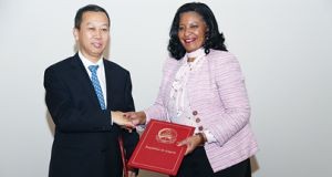 Médicos especialistas chineses para o Hospital Geral de Luanda