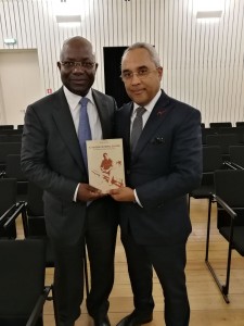 Embaix Pinto e AC