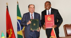 Conversações entre delegações de Angola e do Brasil  FOTO: LINO GUIMARÃES