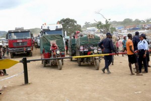 AIRE: FRONTEIRA DO LUVO, EM MBANZA KONGO  FOTO: ANTÓNIO ESCRIVÃO