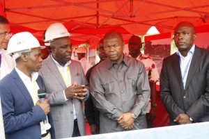 PRESIDENTE DA REPÚBLICA, JOAO LOURENÇO (O 2º DA DIR. À ESQ.), VISITA BARRAGEM DE LUACHIMO FOTO: FRANCISCO MIUDO