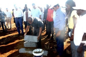 CUANZA NORTE: LANÇAMENTO DA PRIMEIRA PEDRA PARA CONSTRUÇÃO DE UMA FÁBRICA DE RAÇÃO ANIMAL FOTO: ESTEVÃO MANUEL