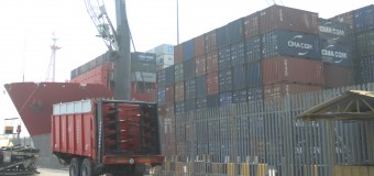 Porto de Luanda pretende aumentar movimento de carga