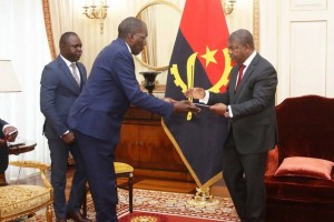 PRESIDENTE DA REPÚBLICA, JOÃO LOURENÇO, RECEBE MENSAGEM DO HOMÓLOGO BURKINABE FOTO: CEDIDA / SANTOS PEDRO