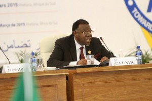 ÁFRICA DO SUL: PRESIDENTE EM EXERCÍCIO DA SADC, HAGE GEINGOB FOTO: HENRI CELSO