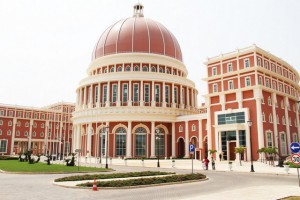 ÂNGULO DO EDIFÍCIO DA ASSEMBLEIA NACIONAL FOTO: CLEMENTE DOS SANTOS