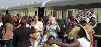Comboio de luxo “atravessa” Angola