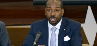 Angola reaprecia adesão ao Acordo Ortográfico