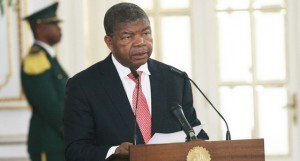 PRESIDENTE DA REPÚBLICA JOÃO LOURENÇO, DISCURSA DURANTE AS CONVERSAÇÕES ANGOLA E TCHAD FOTO: FRANCISCO MIÚDO