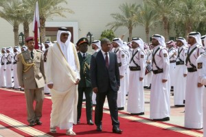 QATAR: PRESIDENTE DA REPÚBLICA, JOÃO LOURENÇO (À DIR.), NO PALÁCIO DE DOHA COM EMIR SHEIK TAMIM BIN HAMAD AL-THANI FOTO: CEDIDA