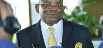 Angola prepara emissão de documentos no estrangeiro