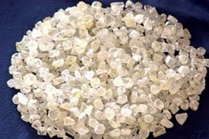 DIAMANTÍFERA ANGOLANA REALIZA SEGUNDO EILÃO DE DIAMANTES FOTO: PREPARADO ZITA GONÇALVES