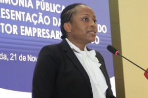 AIA-EZA DA SILVA, SECRETÁRIA DE ESTADO DO ORÇAMENTO E INVESTIMENTO PÚBLICO FOTO: ALBERTO JULIÃO