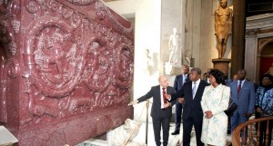 Chefe de Estado visita Museus do Vaticano FOTO: MANUEL ZAMBA