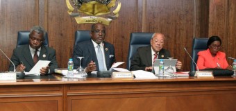 Legisladores e Executivo debatem prazo para legalização de prisão