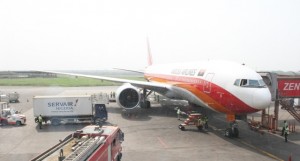 Chegada do Boeing 777-200 da TAAG a Lagos FOTO: GASPAR DOS SANTOS