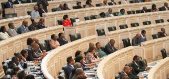 Legisladores sugerem observadores internacionais nas autarquias