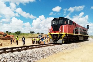 HUÍLA: COMPOSIÇÃO DO CAMINHO DE FERRO DE MOÇÂMEDES  FOTO: AMÉLIA OLIVEIRA