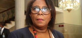 Angola gasta mais de mil milhões de Kwanzas com bolseiros