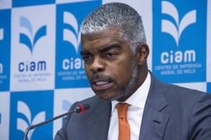 MINISTRO DOS TRANSPORTES, RICARDO DE ABREU. FOTO: NELSON MALAMBA (ARQUIVO)