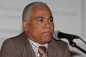AULO DE CARVALHO, PRESIDENTE DO CONSELHO DE ADMINISTRAÇÃO DA ACADEMIA ANGOLANA DE LETRAS FOTO: ANTÓNIO ESCRIVÃO