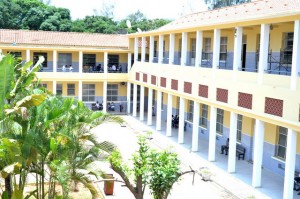 AULAS NO II CICLO E UNIVERSITÁRIO CONTINUAM SUSPENSAS  FOTO: ROSÁRIO DOS SANTOS