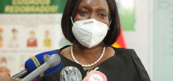 ANGOLA PONDERA CARTÃO DE VACINA DA COVID-19