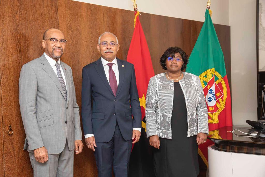 Embaixada Da República De Angola Em Portugal Consulado Geral No Porto Arranca Campanha Para 