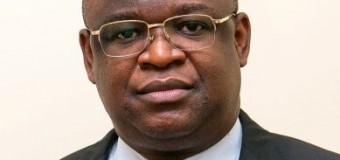 MENSAGEM DE FELICITAÇÕES DO MINISTRO MANUEL HOMEM À RÁDIO NACIONAL DE ANGOLA