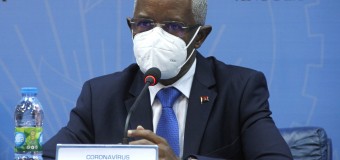 ANGOLA COM STOCK PARA VACINAR PÚBLICO ELEGÍVEL