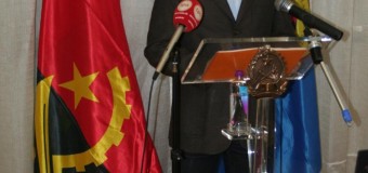 Professor Pedro Gonçalves convoca Palancas Negras nas instalações da Embaixada em Portugal
