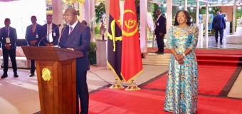 CASAL PRESIDENCIAL RECEBE CUMPRIMENTOS DO CORPO DIPLOMÁTICO
