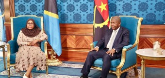 DISCURSO DE SUA EXCELÊNCIA JOÃO MANUEL GONÇALVES  LOURENÇO, PRESIDENTE DA REPÚBLICA DE ANGOLA,  NA VISITA A LUANDA DE SUA EXCELÊNCIA SAMIA SULUHU  HASSAN, PRESIDENTE DA REPÚBLICA UNIDA DA TANZÂNIA  Luanda, 8 de Abril de 202